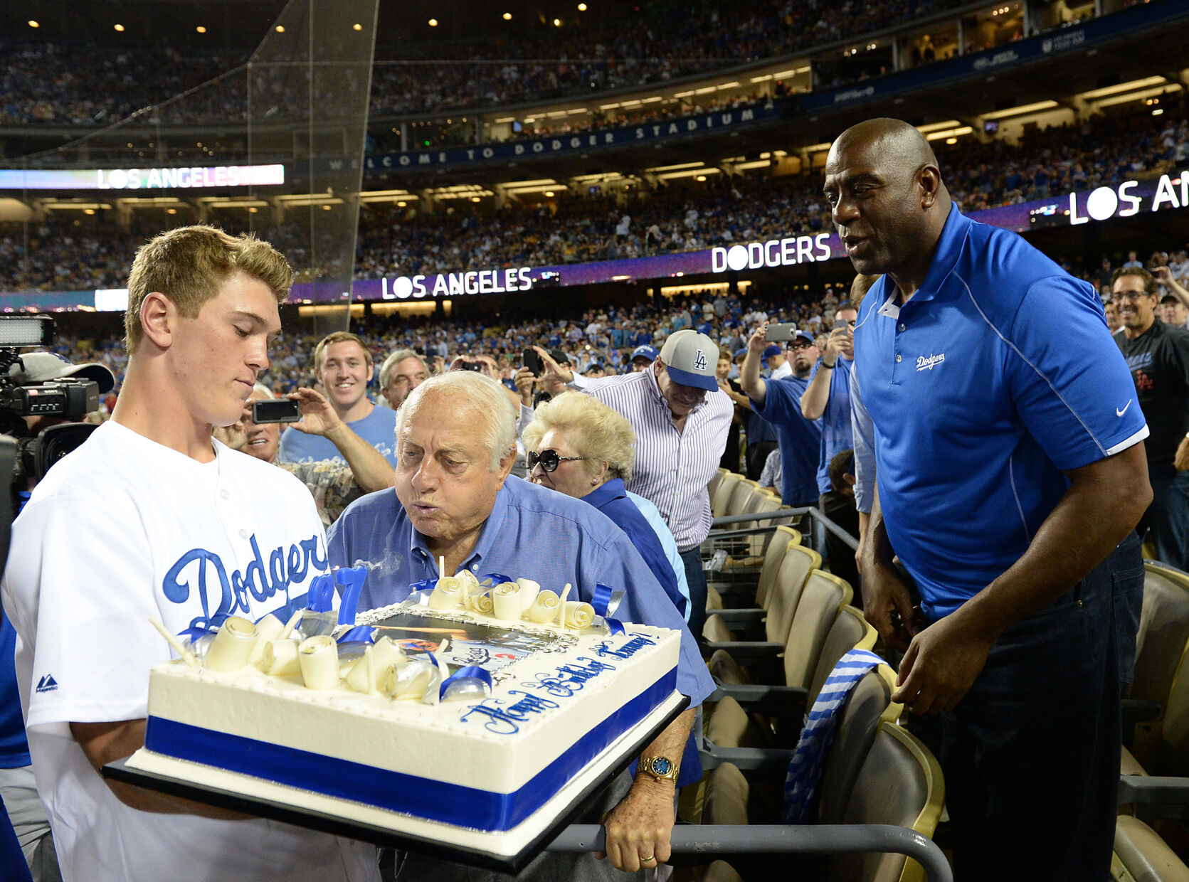 MLB: San Francisco Giants at Los Angeles Dodgers